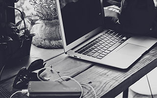 爱游戏体育-布达佩斯之夜：1分背后的战略突围！匈牙利逼平安道尔暗藏玄机