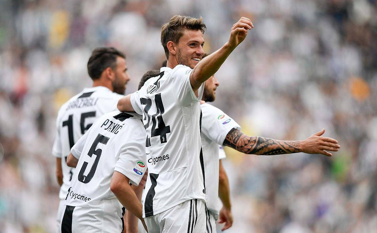 包含维罗纳客场击败克罗托内,实现客场连胜的词条 包含维罗纳客场击败克罗托内,实现客场连胜的词条