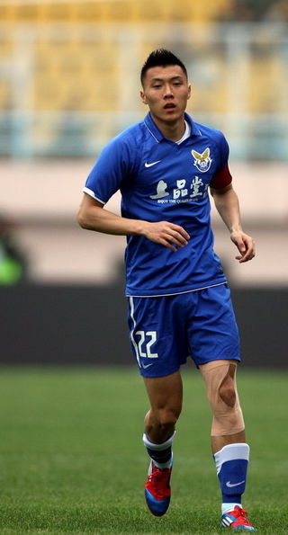 关于大连一方队形逐渐成熟，如何在赛季中保持球队的韧性和战斗力？的信息