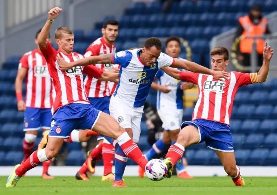 莱比锡主场告捷:巨人-战胜科隆的简单介绍 莱比锡主场告捷:巨人-战胜科隆的简单介绍