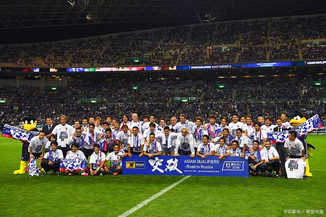 西甲联赛继续进行，豪门球队力争冠军宝座