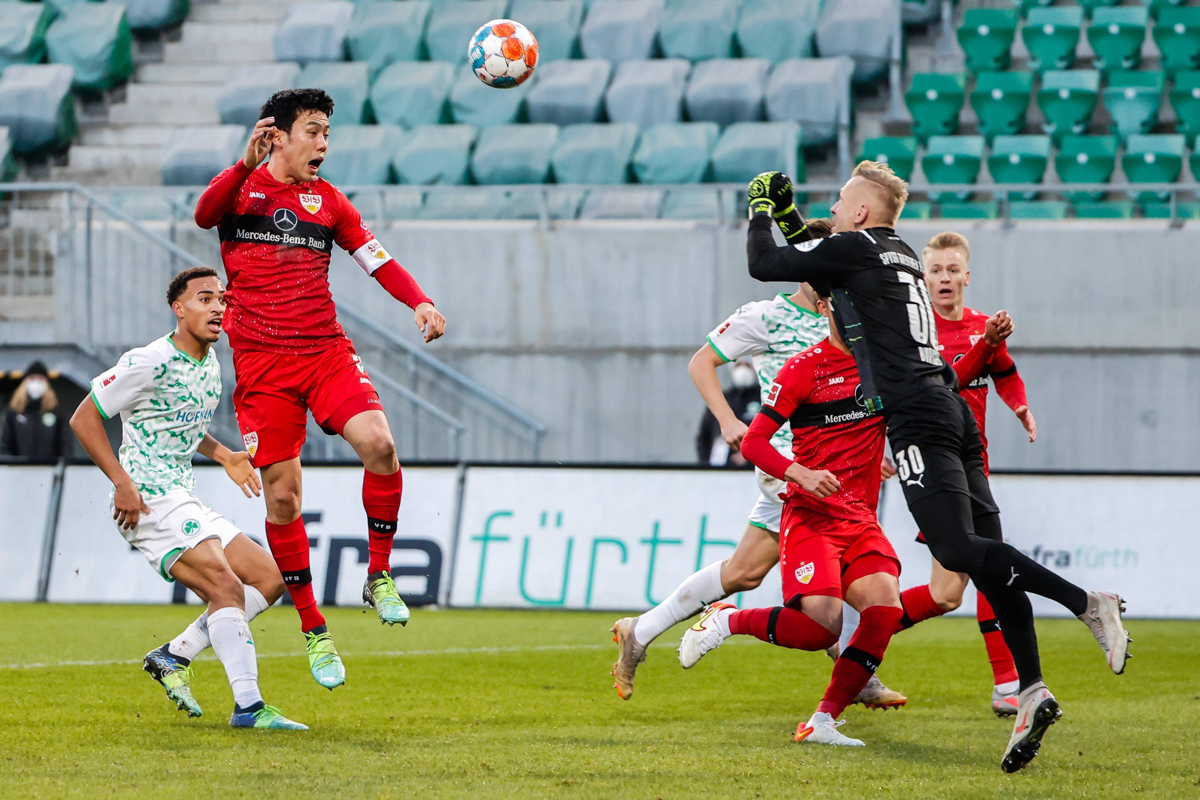 沃尔夫斯堡客场大胜沙尔克,德甲榜首之争再添悬念的简单介绍 沃尔夫斯堡客场大胜沙尔克,德甲榜首之争再添悬念的简单介绍