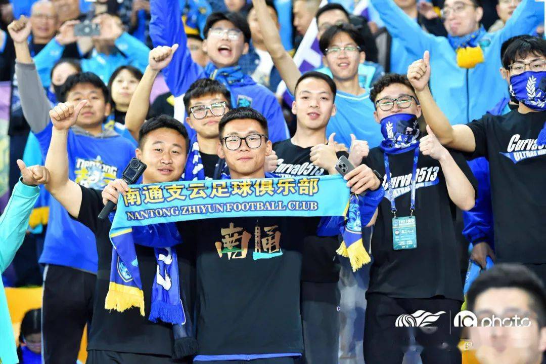 包含社区巡游队主场胜利,斩获珍贵三分的词条 包含社区巡游队主场胜利,斩获珍贵三分的词条