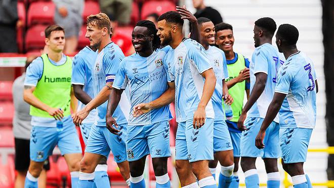 伊普斯威奇主场战平，英甲形势严峻