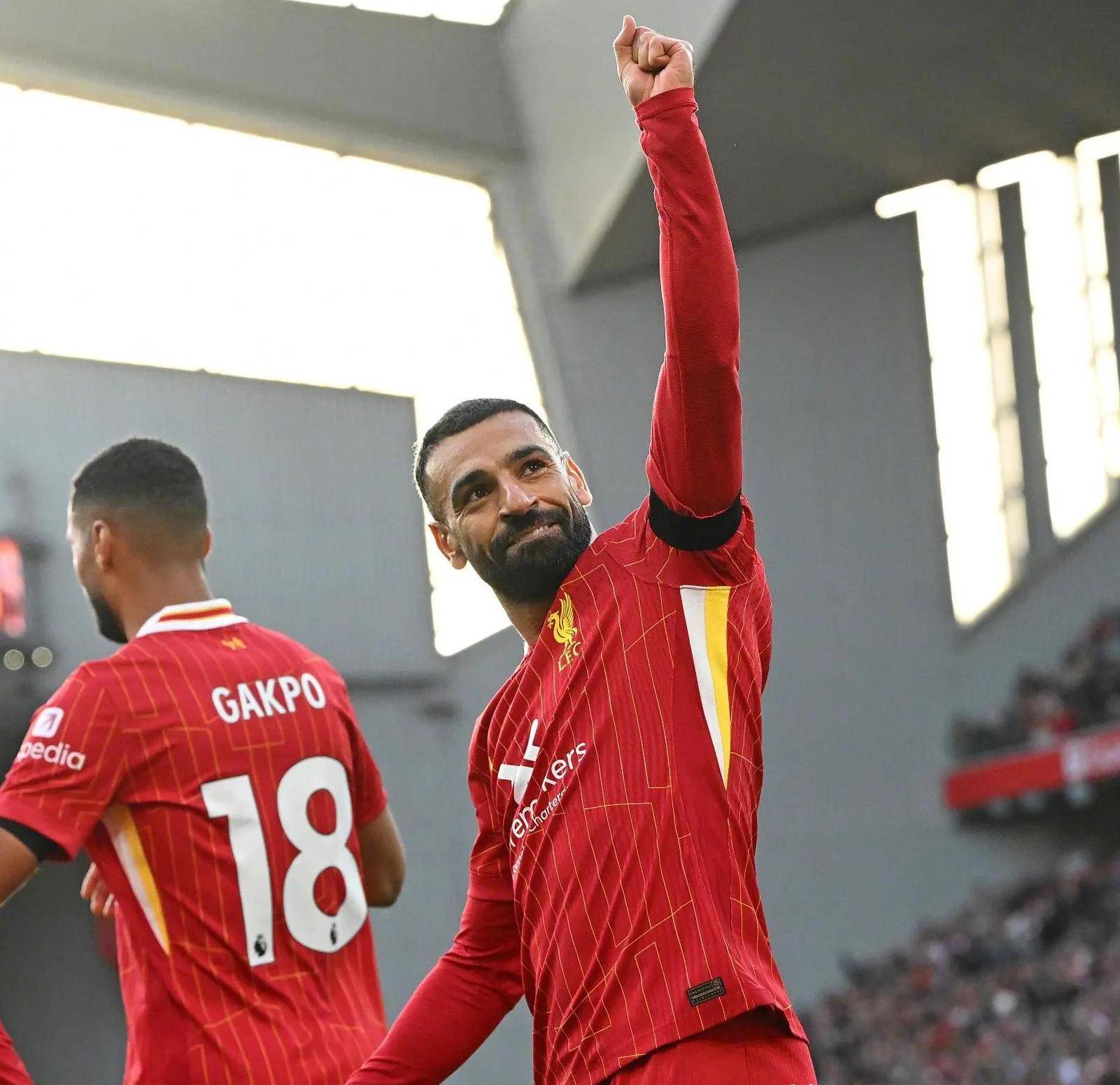 爱游戏APP-刚刚焦点：利物浦晋级，出线形势明朗