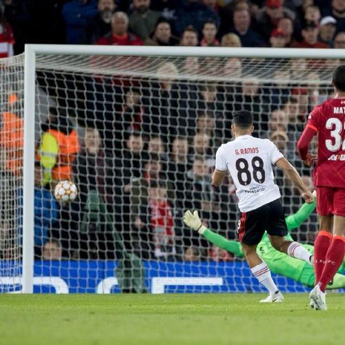 刚刚焦点:利物浦晋级,出线形势明朗 刚刚焦点:利物浦晋级,出线形势明朗