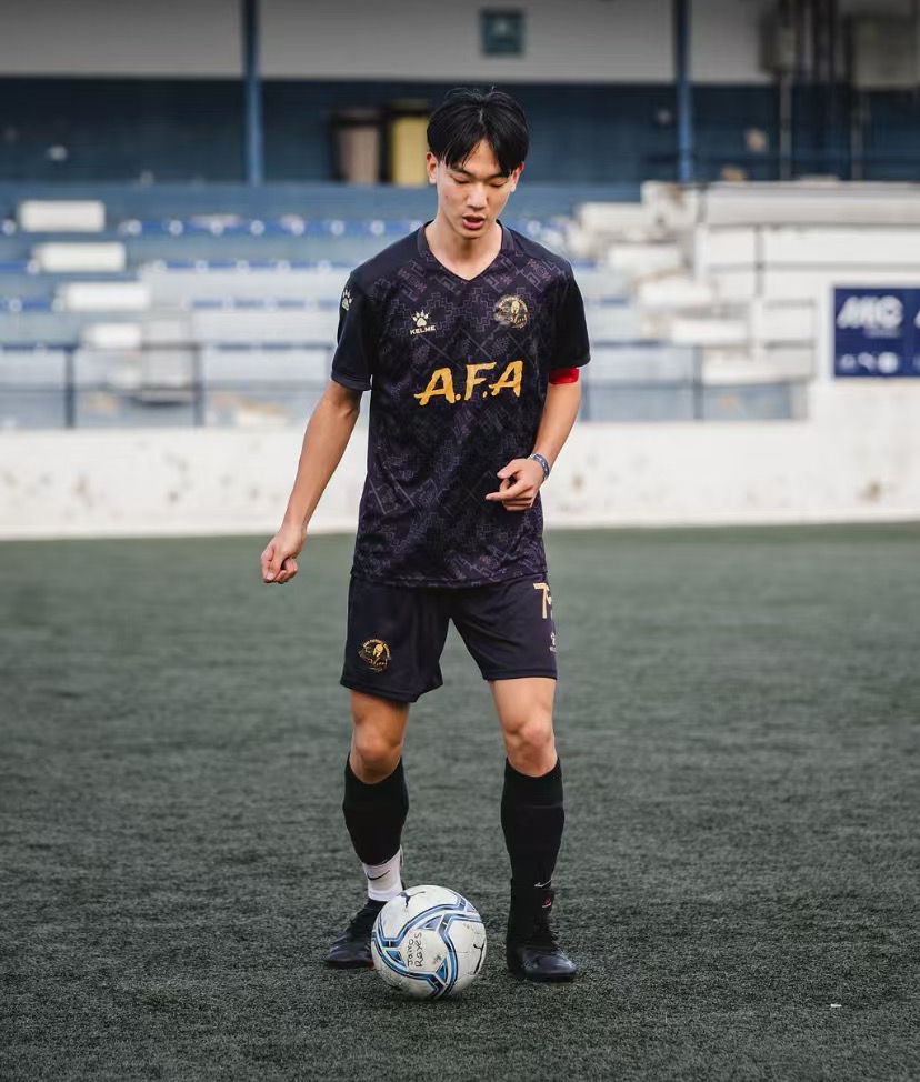 爱游戏tv-雷加内斯迎战兰斯，拼尽全力争取佳绩的简单介绍