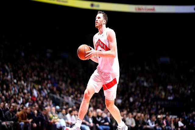 爱游戏入口-步行者斩落老鹰，登上东部榜首