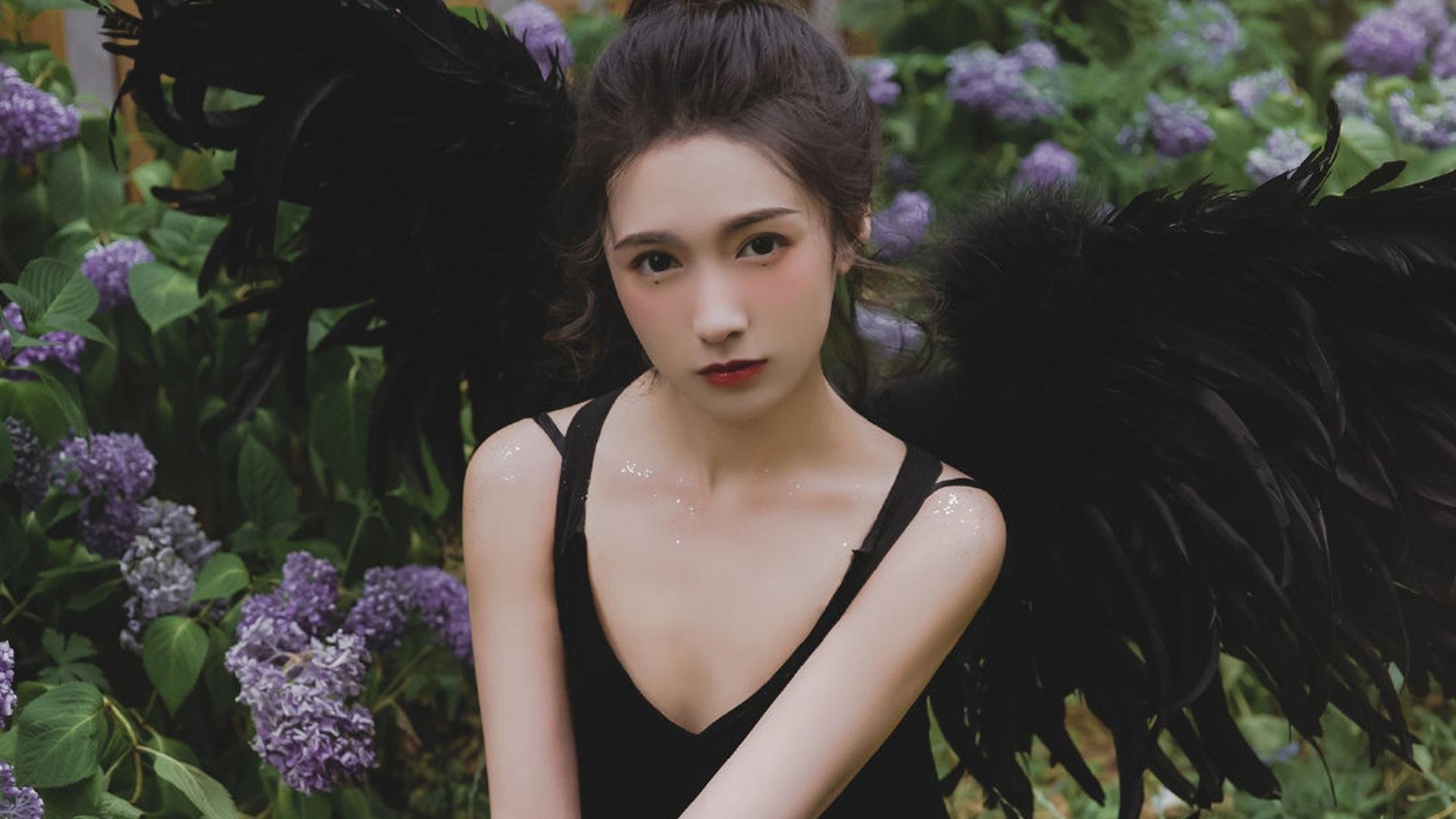 爱游戏tv-沉默巨人的怒吼，布雷默一锤定音，乌拉圭踏着丹麦骸骨晋级